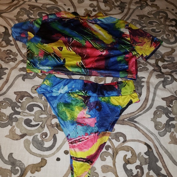 Bathing suit - Picture 2 of 3